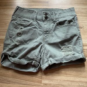 So shorts Womens Size 3